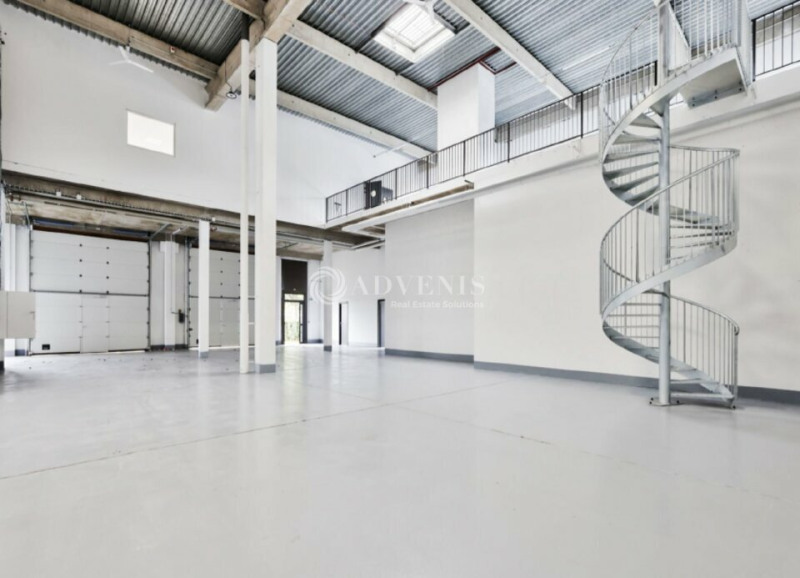 Location Local d'activités de 589 m² Lisses Zone d'Activité Ouest A