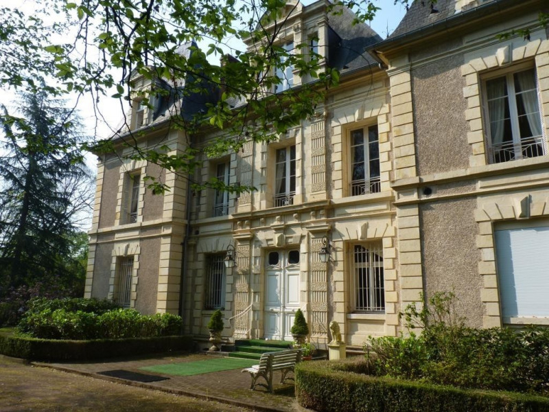 լ - Ǳ 10  - 750 m2 - nevers