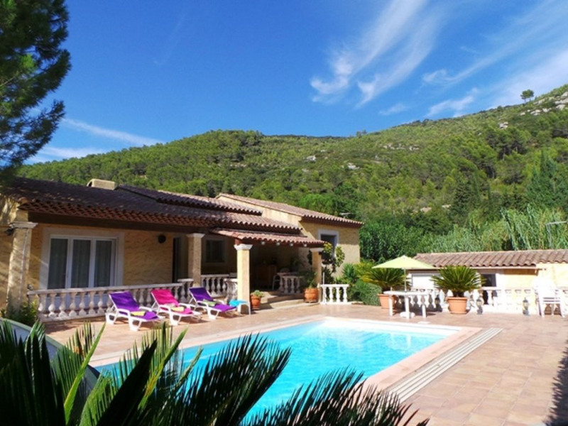 House in Solliès-Toucas for 10 people (145m2) - 91191158 | SeLoger ... House in Solliès-Toucas for 10 people (145m2) - 91191158 | SeLoger ...