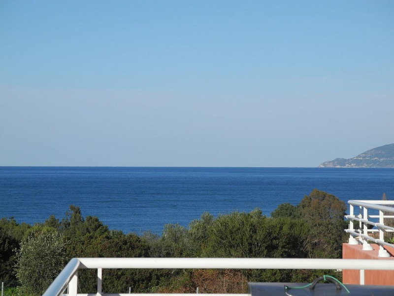 le golf et le Cap Corse vu de la terrasse