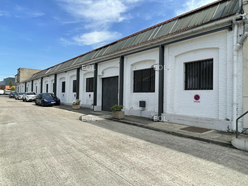 Location Local d'activités de 415 m² Montmagny Les Sablons