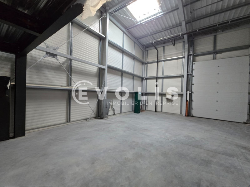 Location Local d'activités de 332 m² Breuillet ZAC Hameaux
