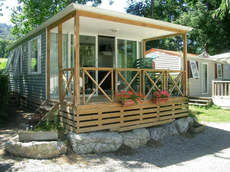 Camping De Vieille Eglise, 100 emplacements, 27 locatifs