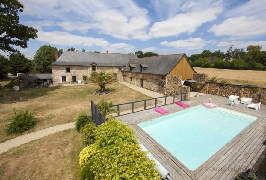 Maison De Vacances A Grand Fougeray En Bretagne Pour 13 Pers 210m Amivac Com