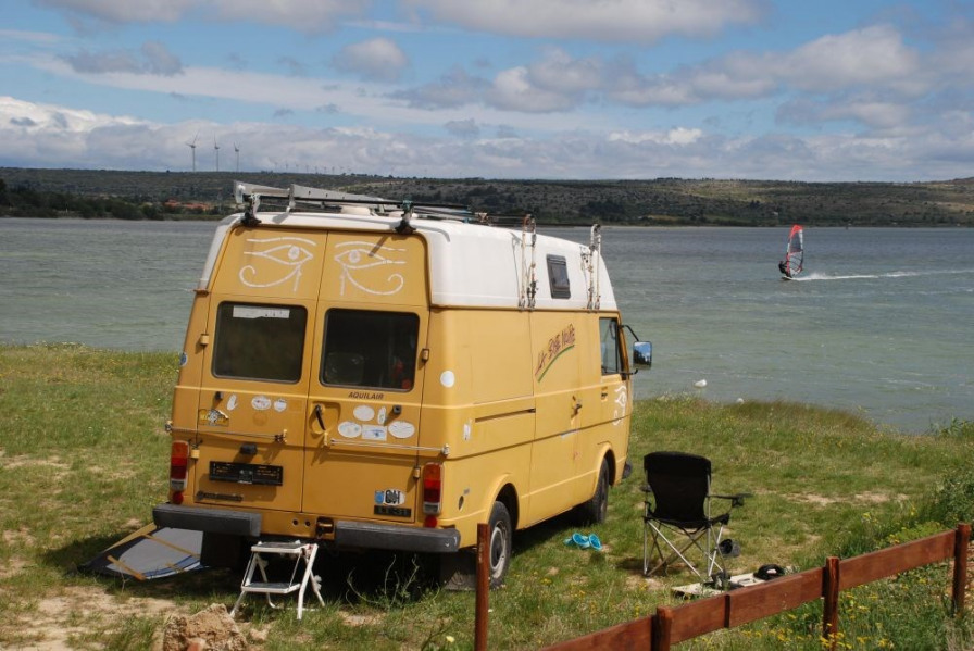 Camping Naturiste Le Clapotis, 97 emplacements, 47 locatifs