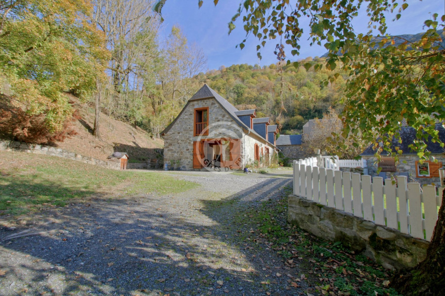 Gite De Vacances A Ger En Midi Pyrenees Pour 4 Pers 72m