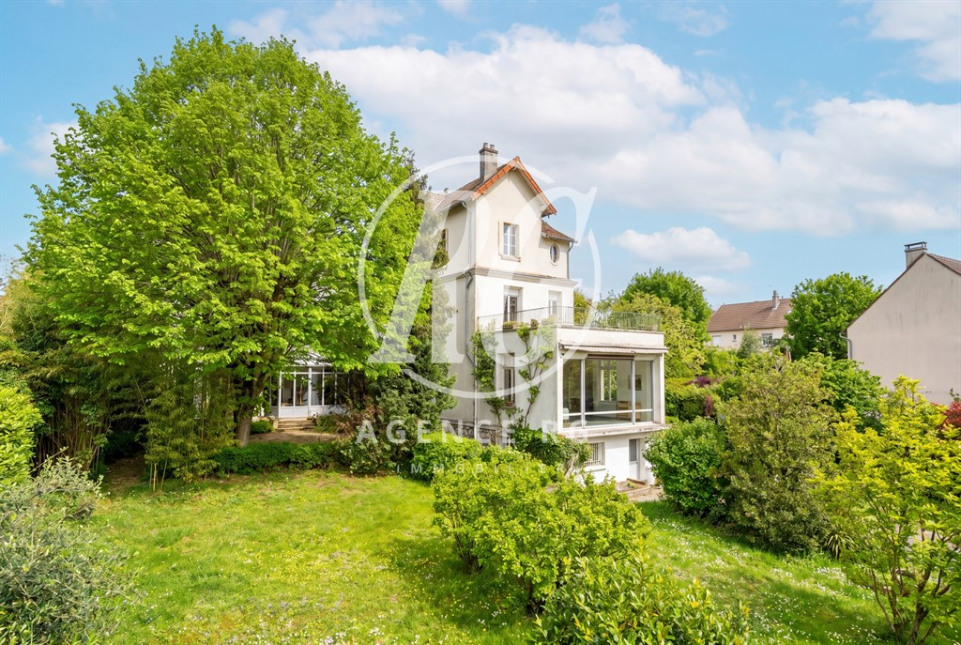 luxe huis te koop in Petit Garches