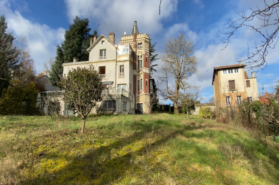 Demeure De Luxe A Vendre A Sevres 1 695 000 4 Pieces 450 M Belles Demeures