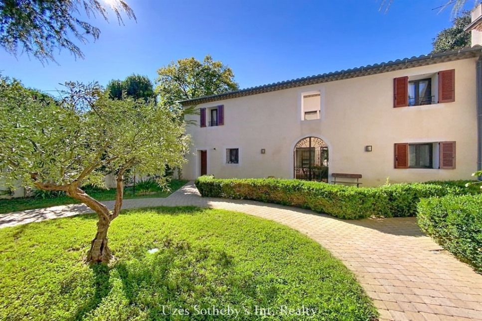 Belles Demeures Nimes